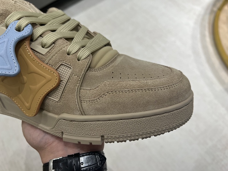 1V Trainer 23 4