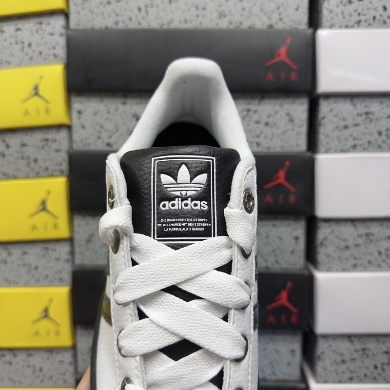 Superstar Ii 4