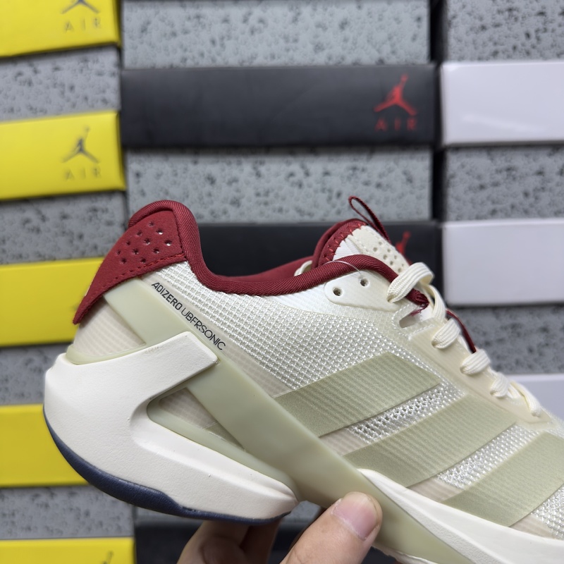 Adizero Ubersonic 5 M 6