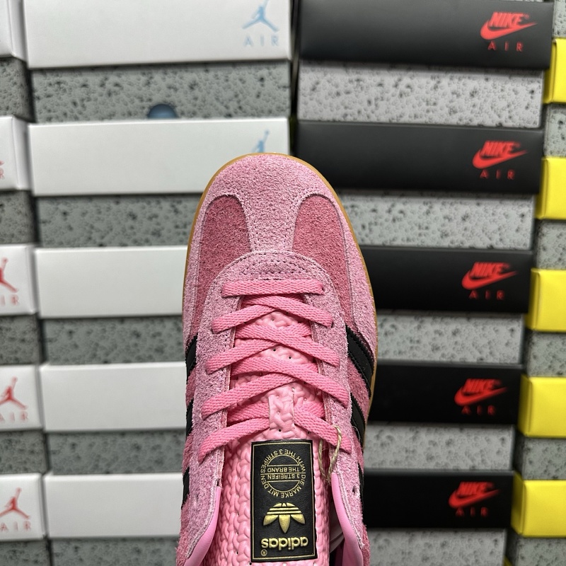 Gazelle Indoor 7