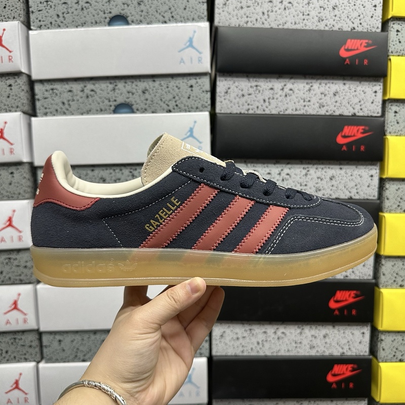 Gazelle Indoor 9