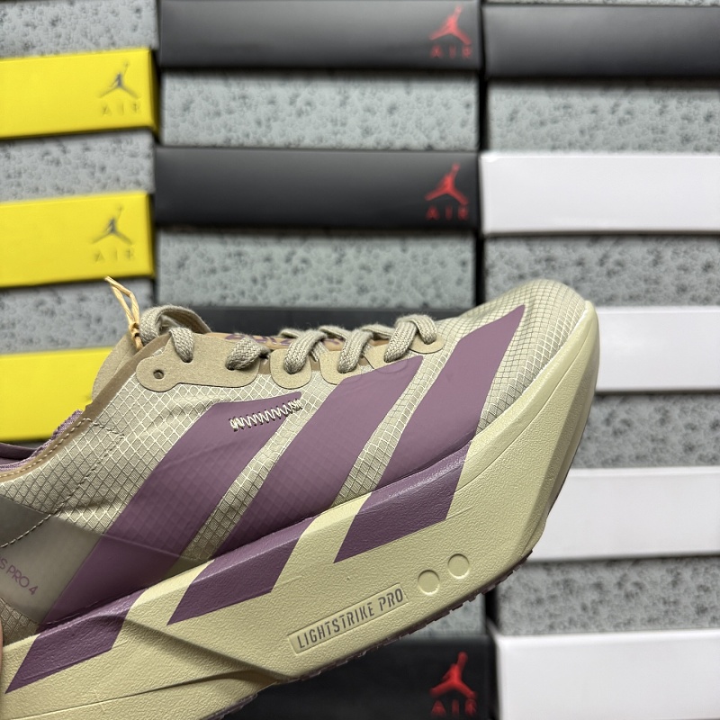 Adizero Adios 4M 7