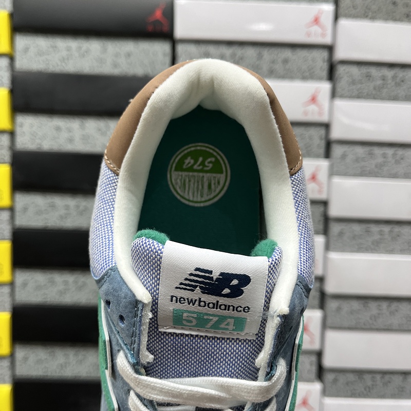 New Balance 574 Sneakers · Green · 5