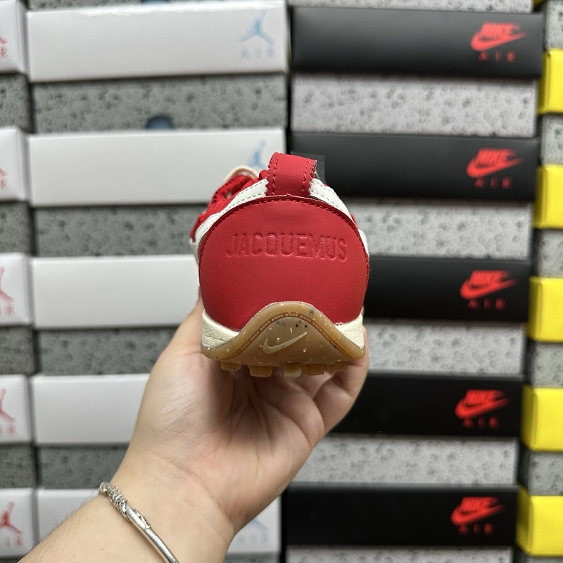 Jacquemus Moon Shoe Sp · 3
