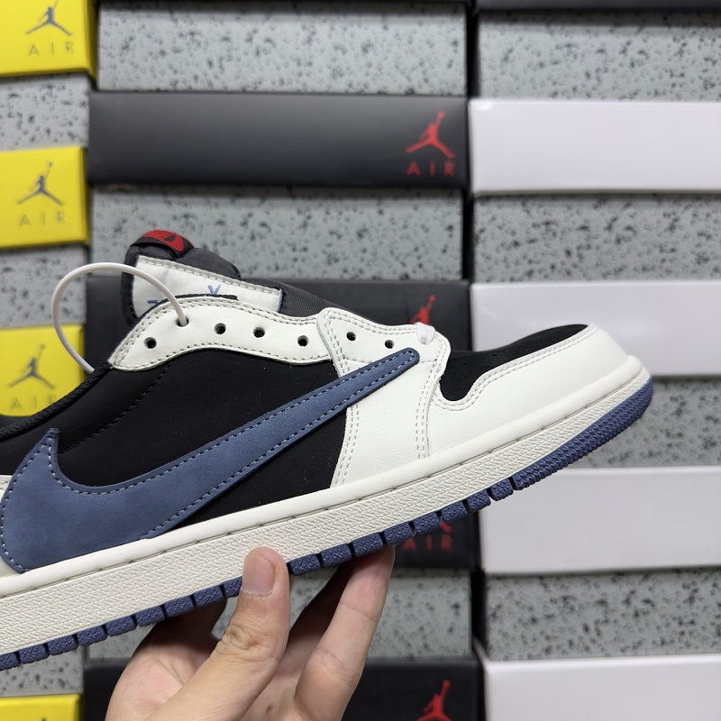 Jordan 1 Sneakers 8
