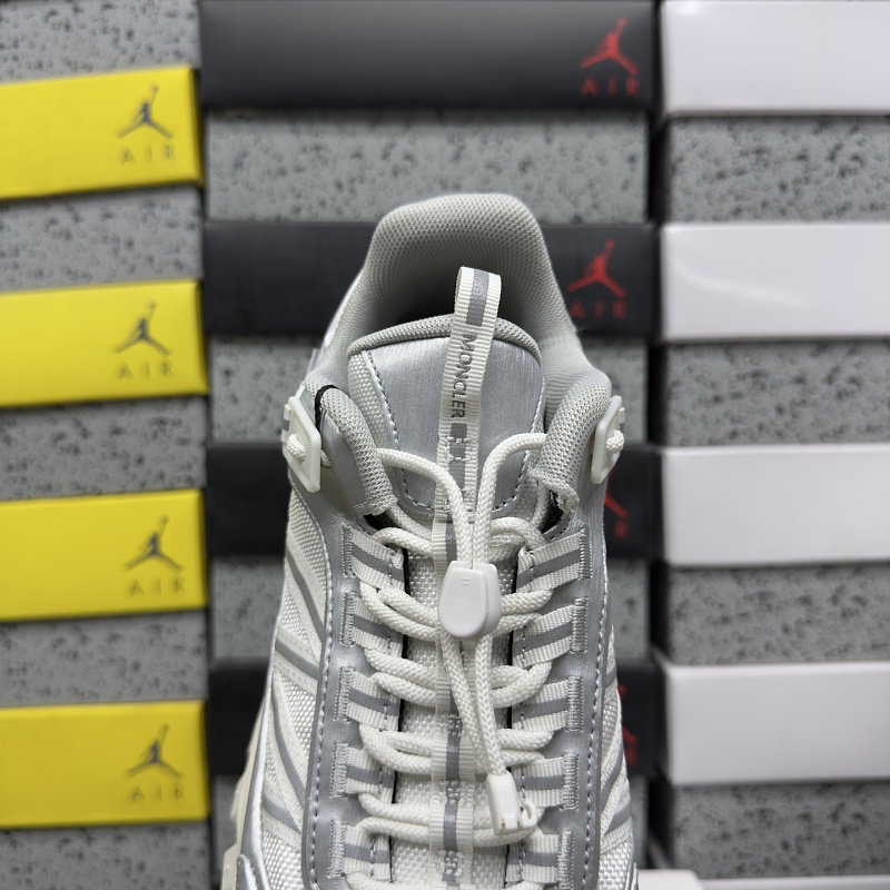 300 Trailgrip Gore-Tex 804A · 4