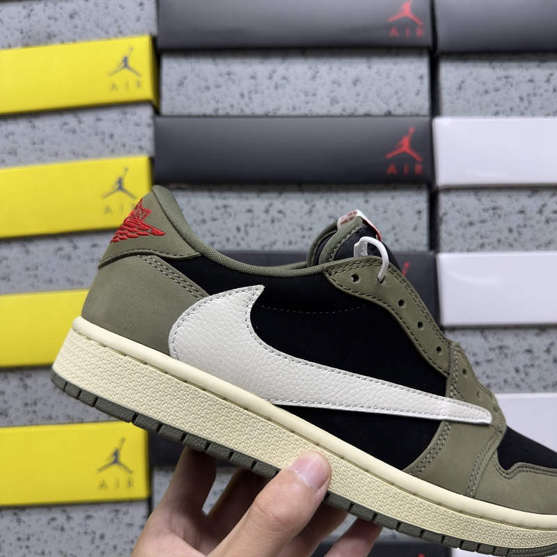 Travis Scott Reverse Swoosh Sneaker 7