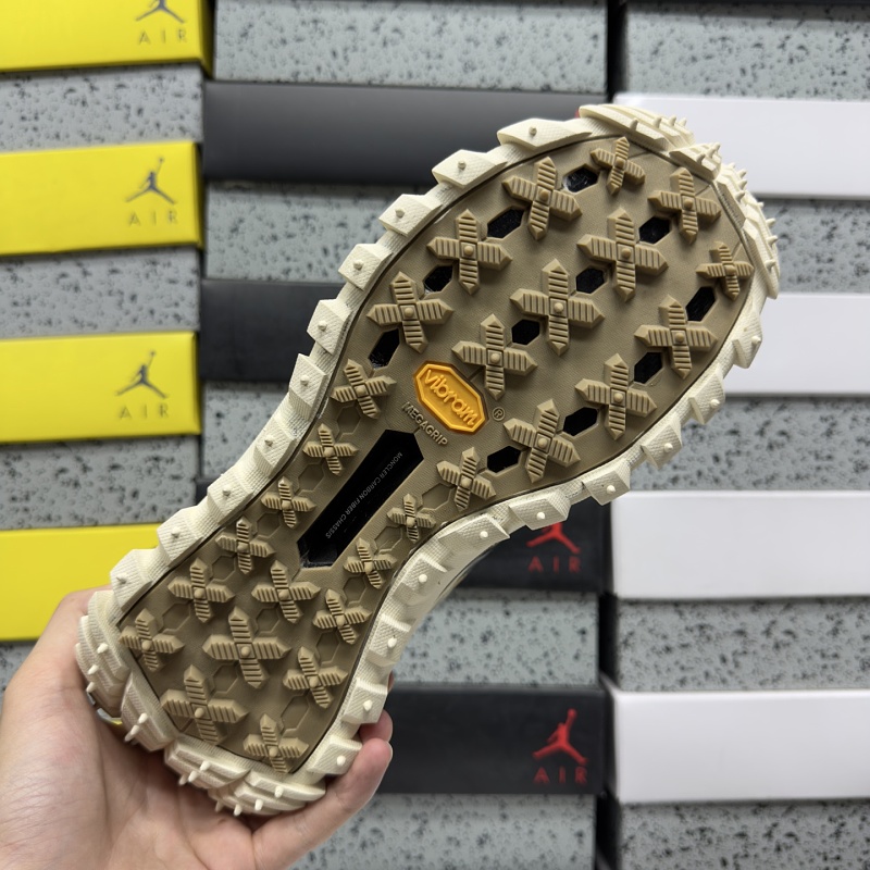 300 Trailgrip Gore-Tex P07