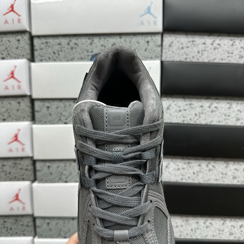 New Balance 1906 Sneakers