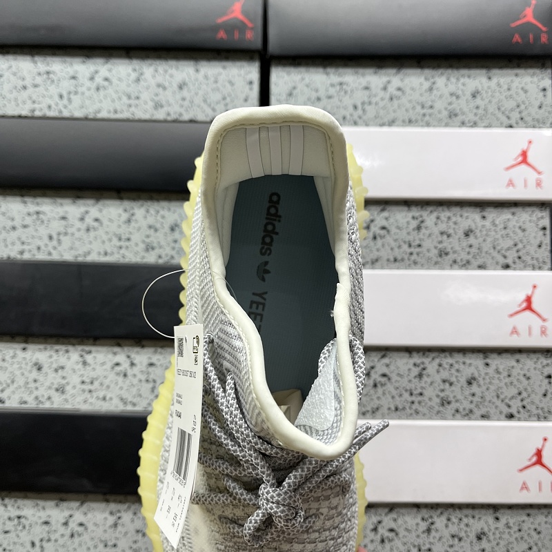 350 Boost V2 · 4