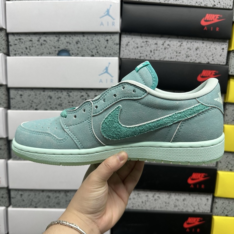 Jordan 1 Sneakers 8