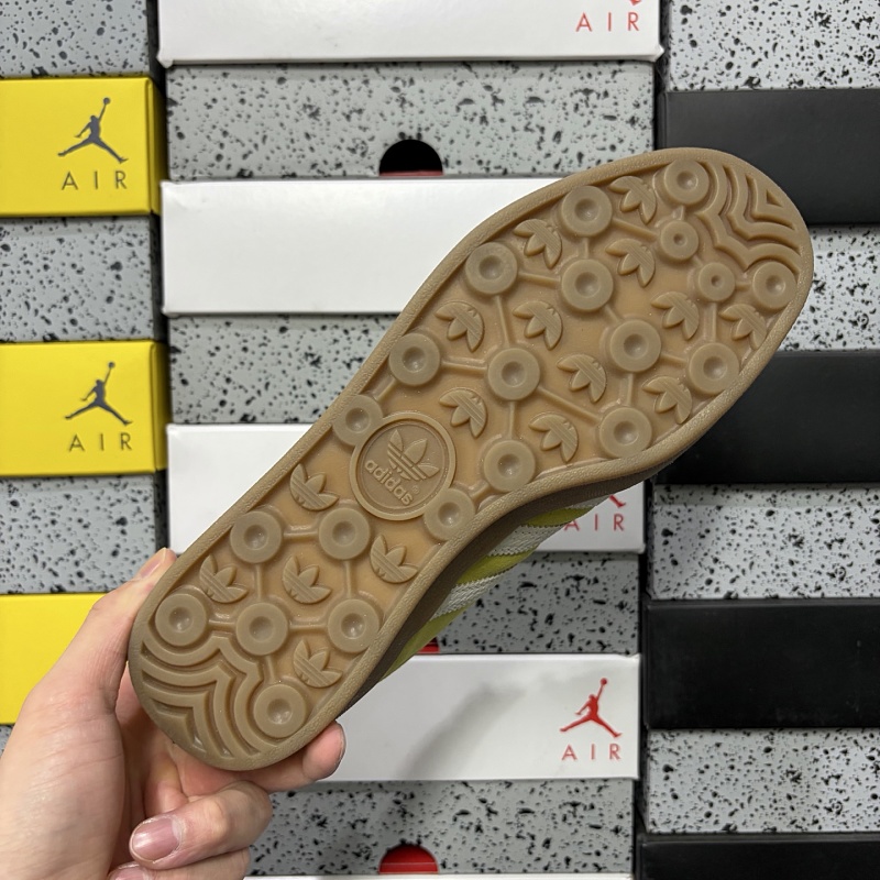 Gazelle Indoor 3