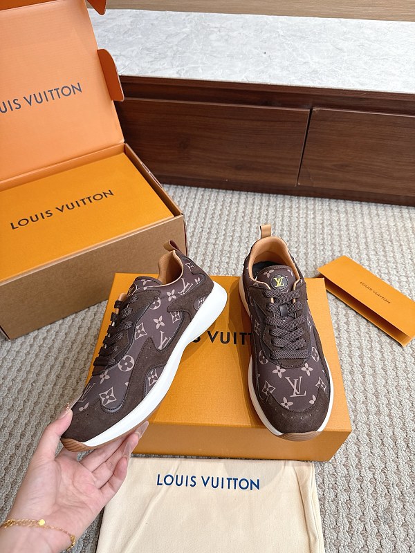 Trainer 21 · 6
