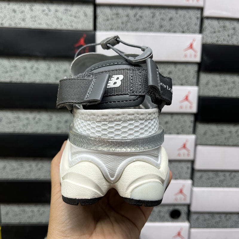 New Balance 9060 Sneakers · 3