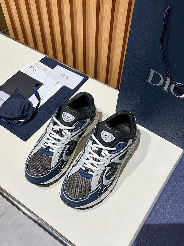 Dior B30 Sneakers 4