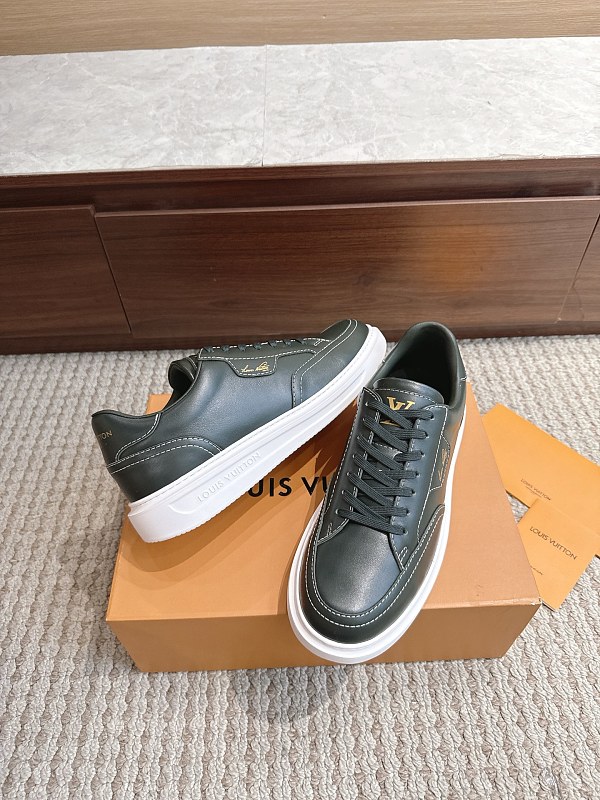 Trainer 51 · 4