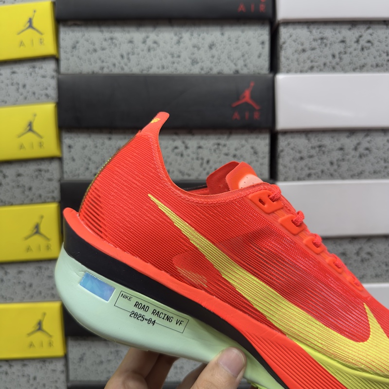 Air Zoom Xvaporfly Next% 4/ 6