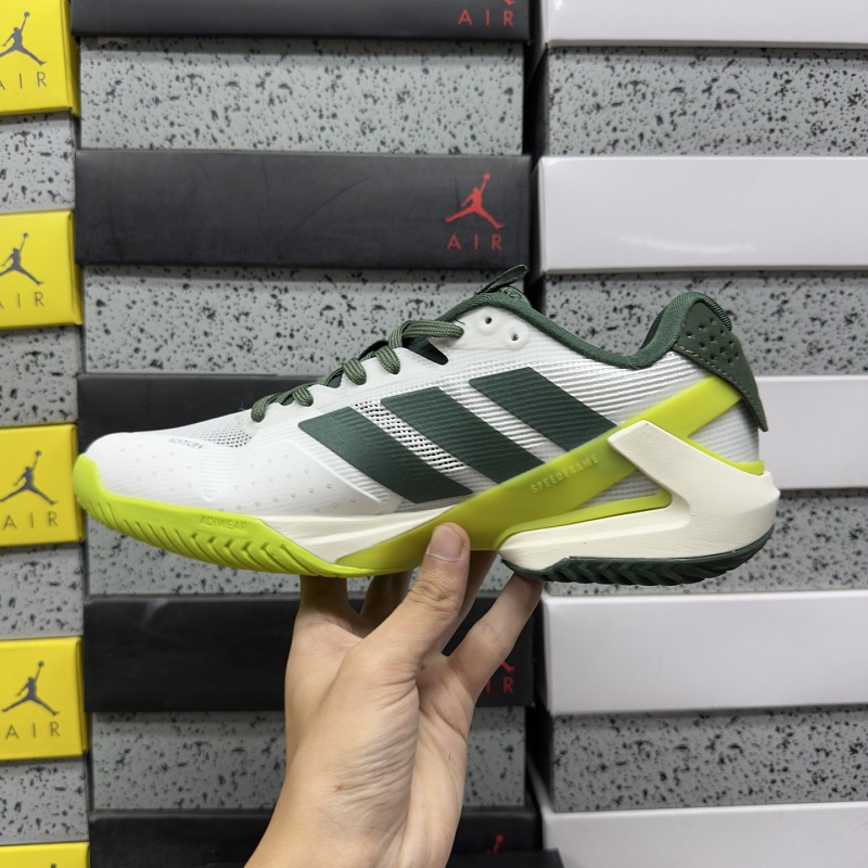 Adizero Ubersonic 5 M 3