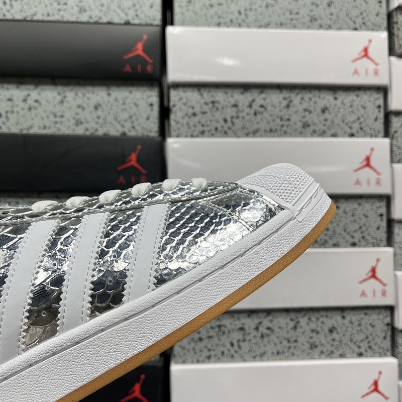 Superstar Ii 7