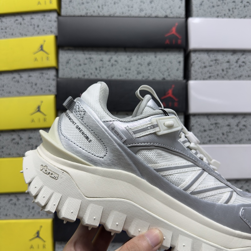 300 Trailgrip Gore-Tex 804A · 6