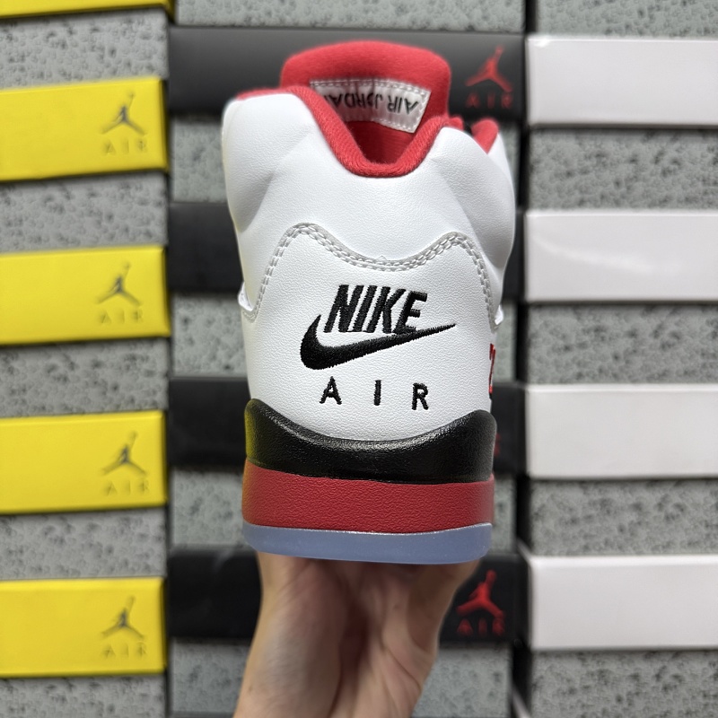 Jordan 5 Sneakers 2
