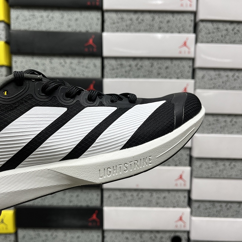 Adizero Bk 8