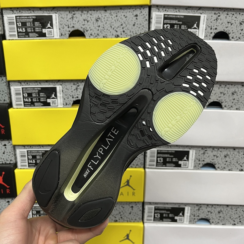 VaporFly Next% 3 · 3