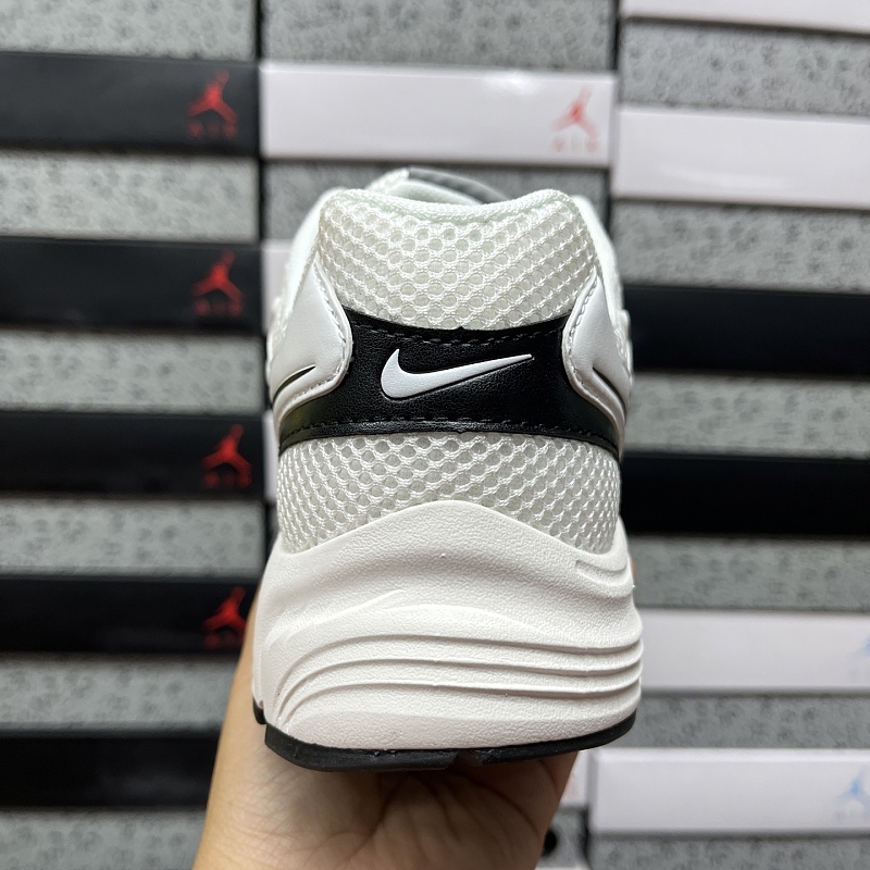 Nike Vomero 3