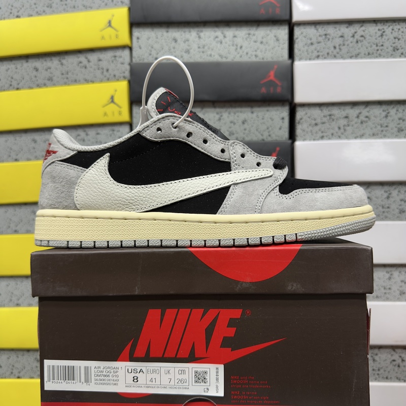 Jordan 1 Sneakers 9
