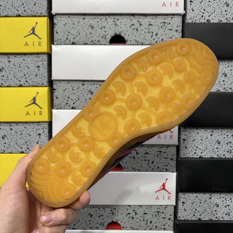 Gazelle Indoor 3
