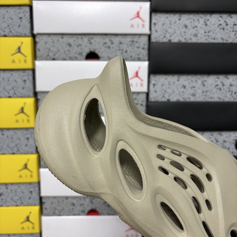 Foam Rnnr · 6