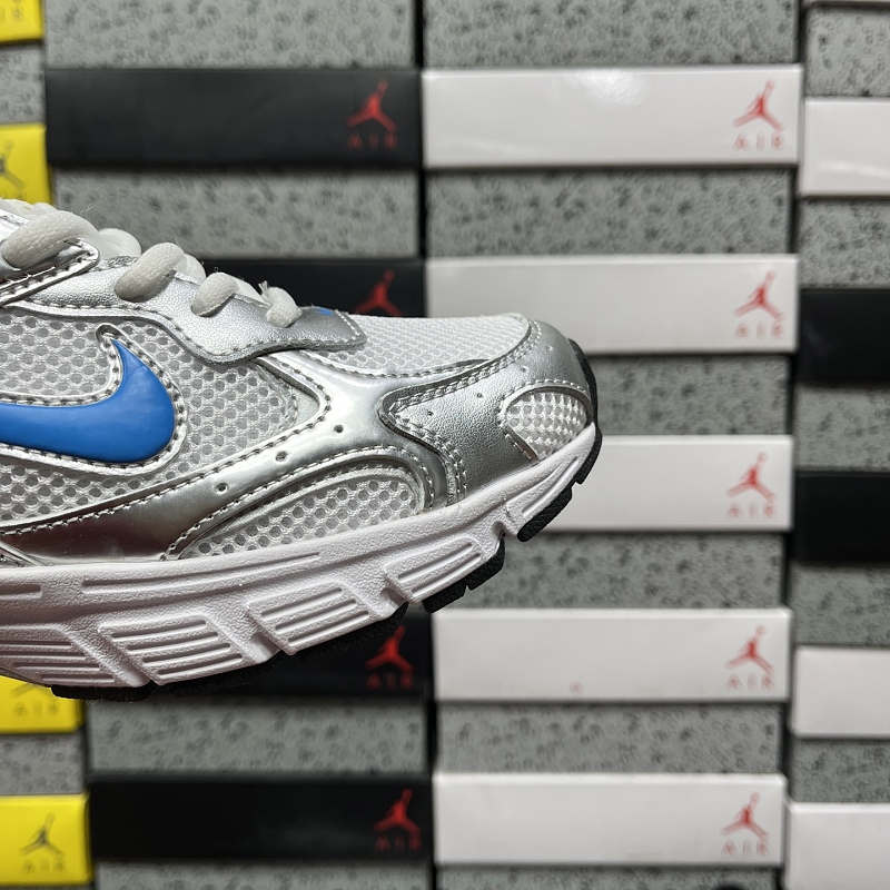Nike Vomero 8