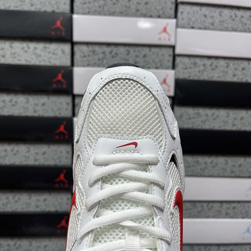 Nike Vomero 6