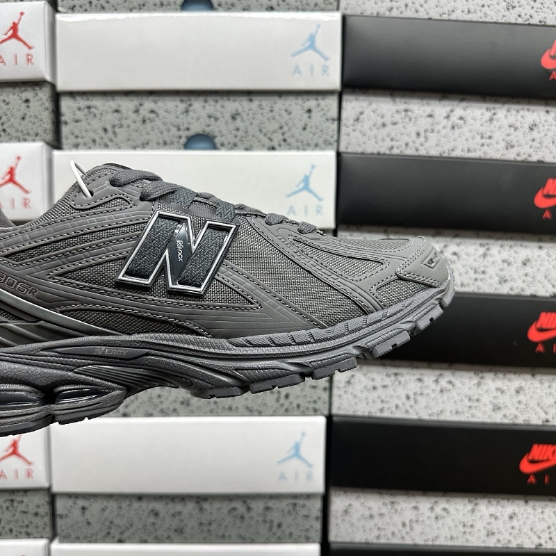 New Balance 1906 Sneakers 4