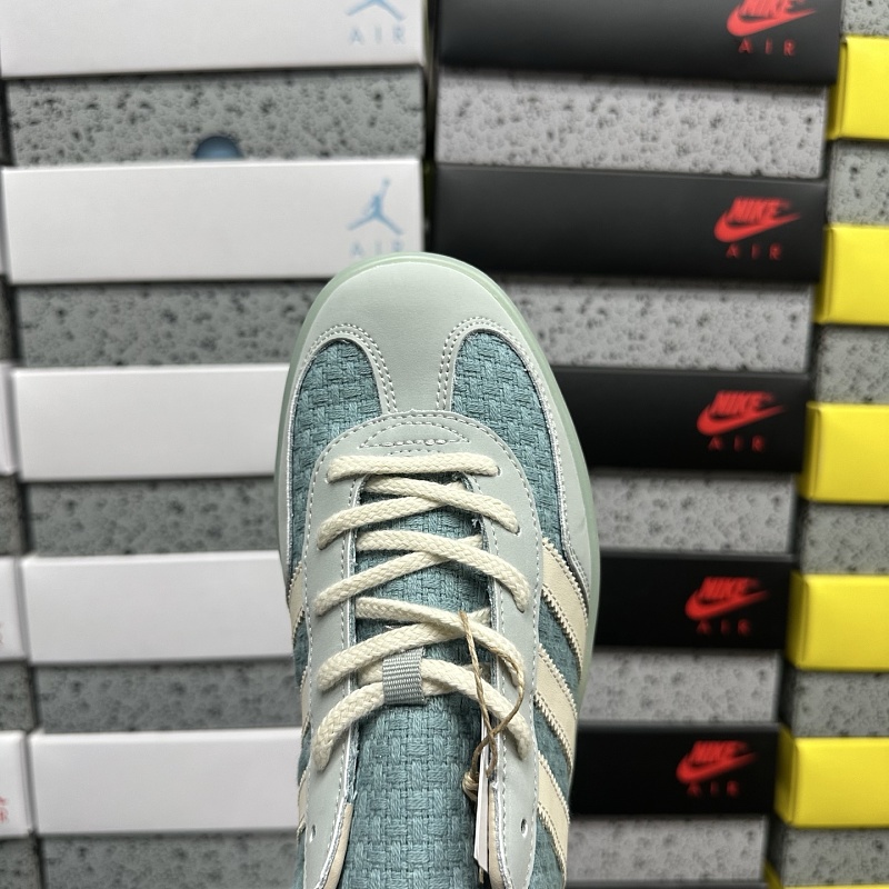 Gazelle Indoor 7