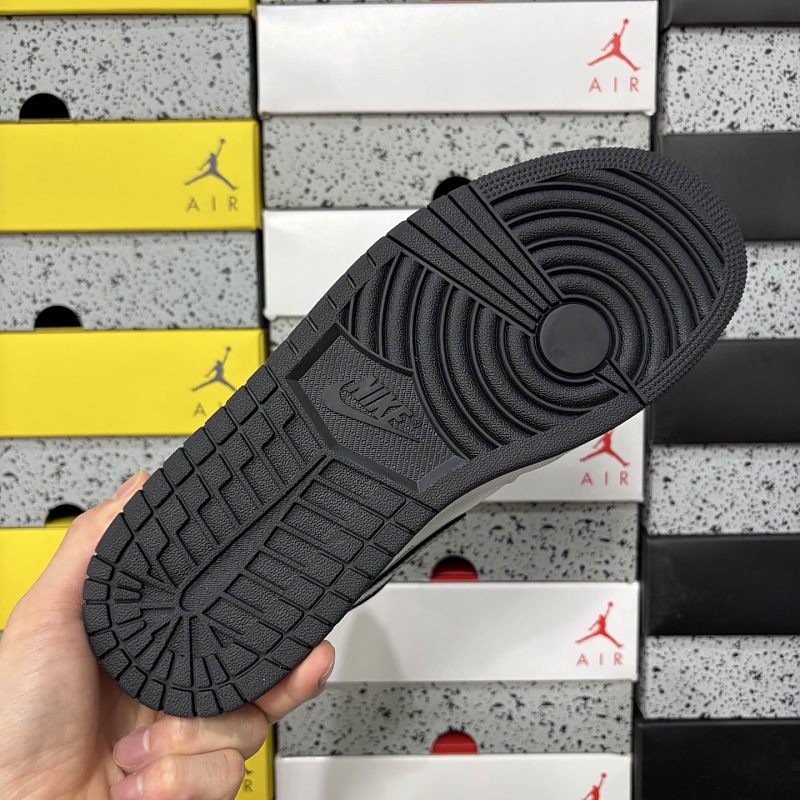 Jordan 1 Sneakers 5