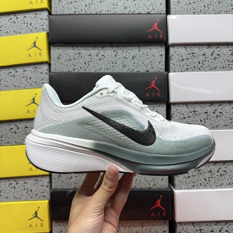Zoom Pegasus 42 9