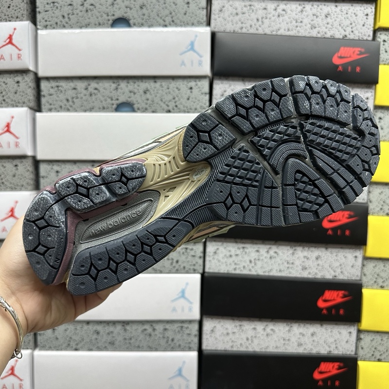 New Balance 1906 Sneakers · 2