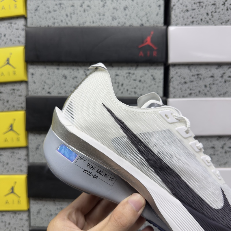 Air Zoom Xvaporfly Next% 4/ 6