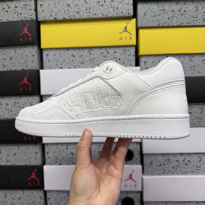Dior B28 Sneakers 4