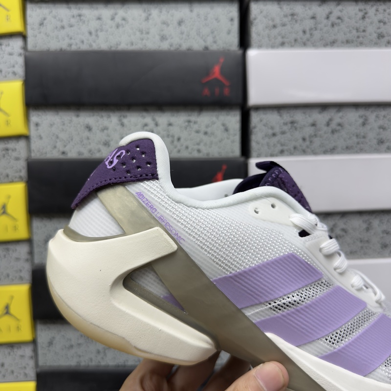 Adizero Ubersonic 5 M 6