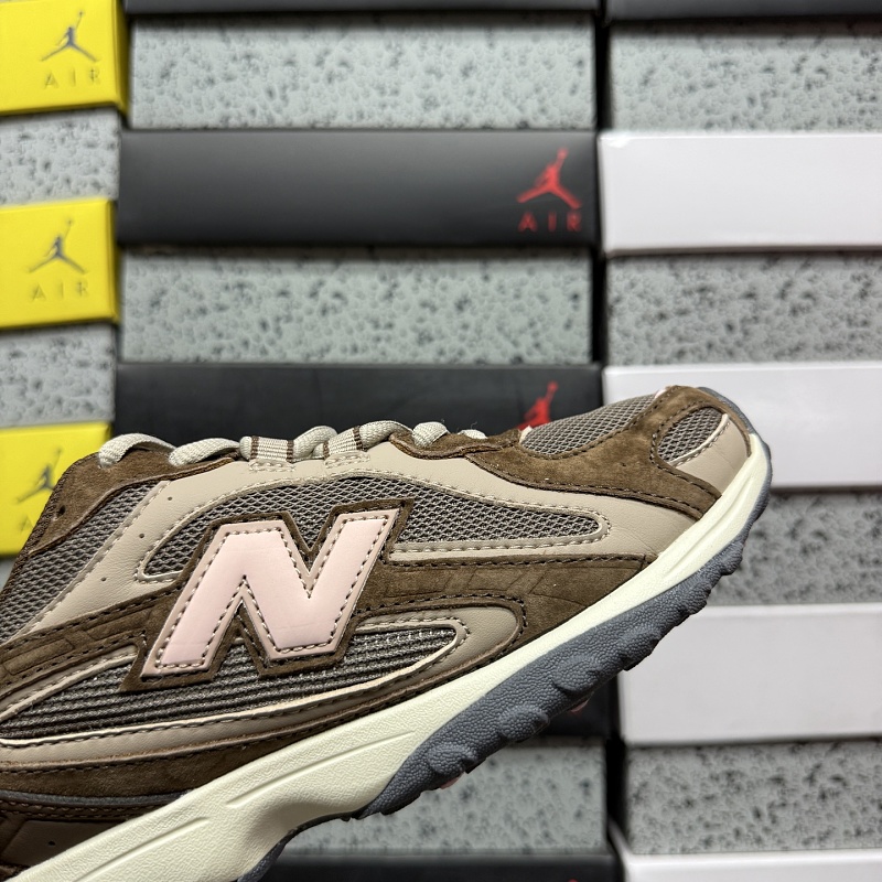 New Balance 204 Sneakers 7