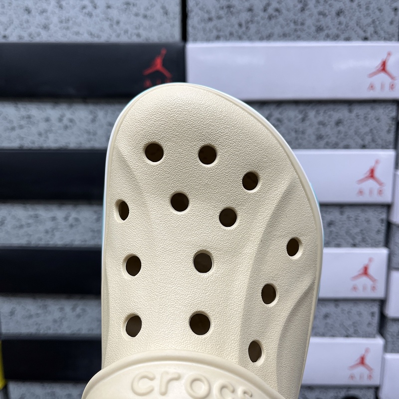 Crocs M4-m11 · 6