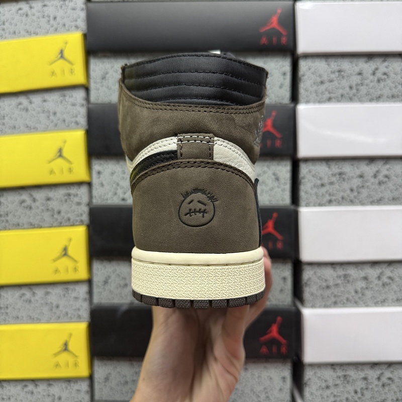 Jordan 1 Sneakers · 2