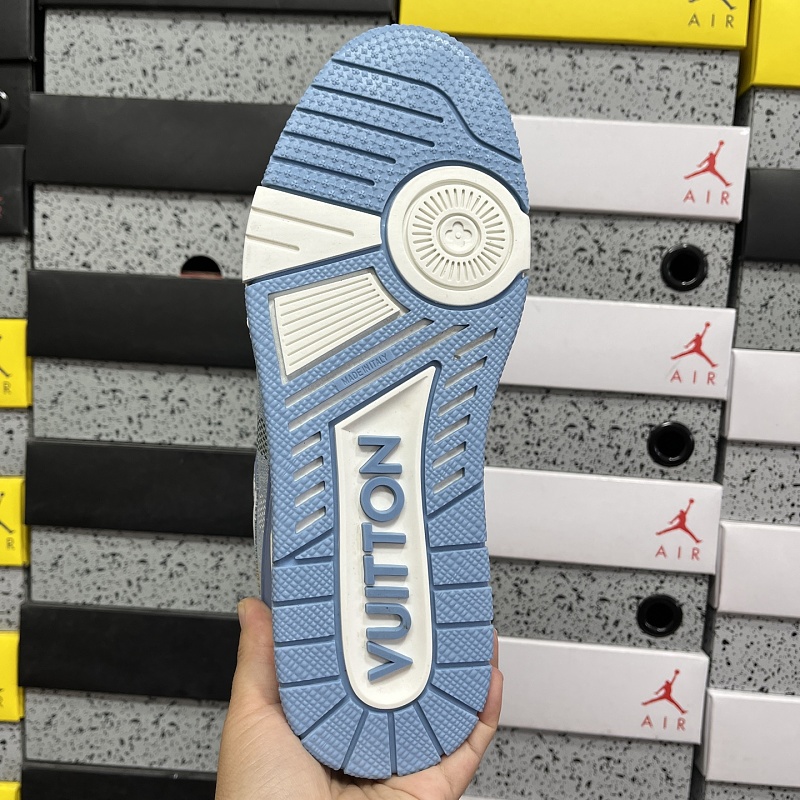 Trainer · 3