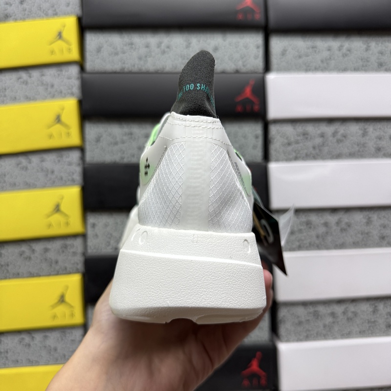 Adizero Adios 4M 2