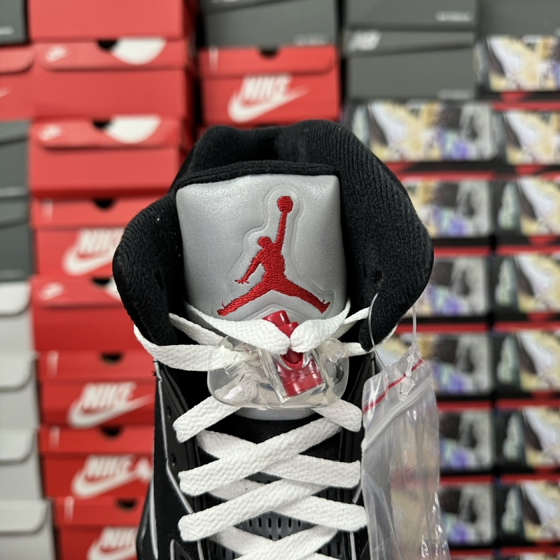 Jordan 5 Sneakers 4