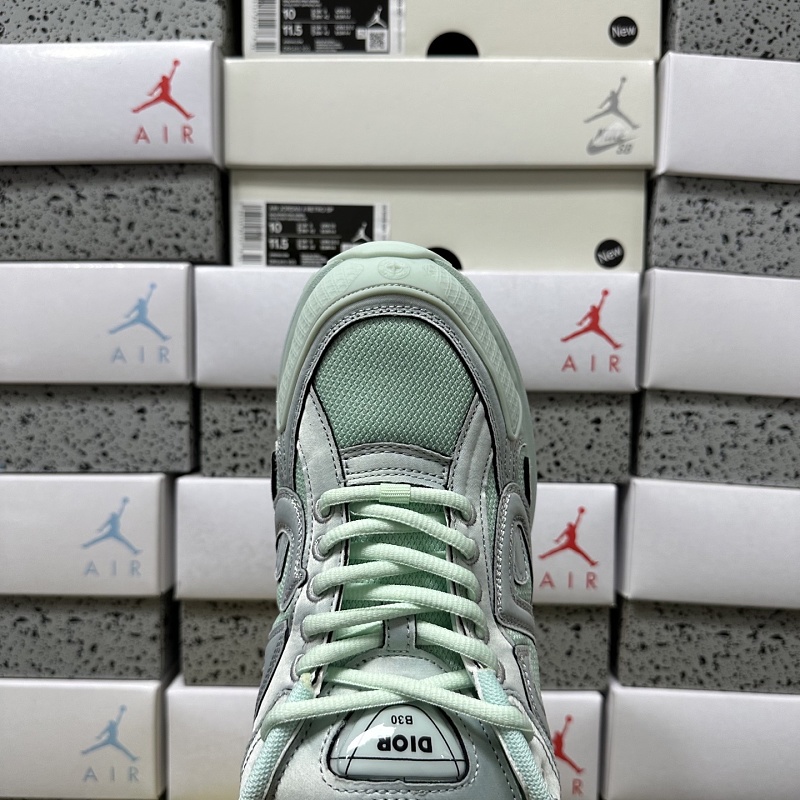 Dior B30 Sneakers · Gray Green 8