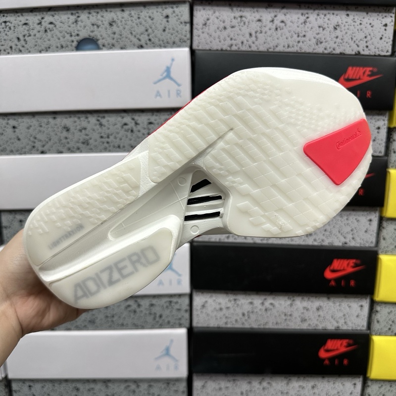 Adizero Adios 4M 2