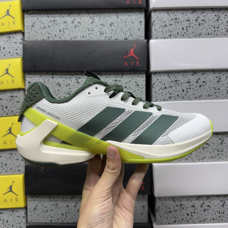 Adizero Ubersonic 5 M 8